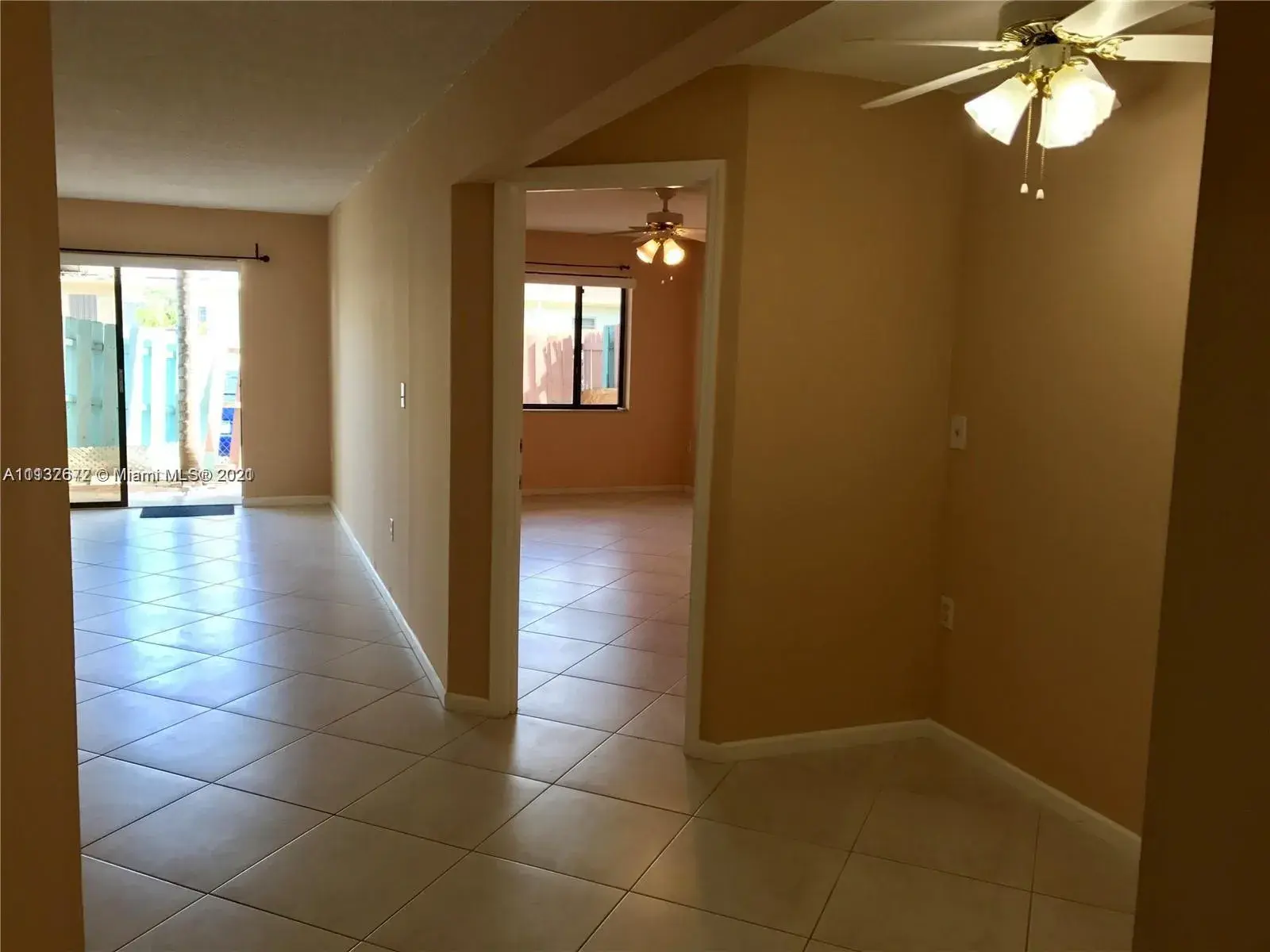 2514 Taylor St # 5, Hollywood FL 33020