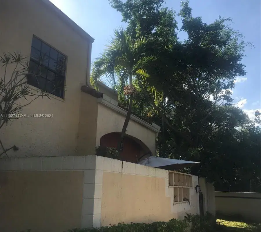 20908 Leeward Ct # 3, Aventura FL 33180