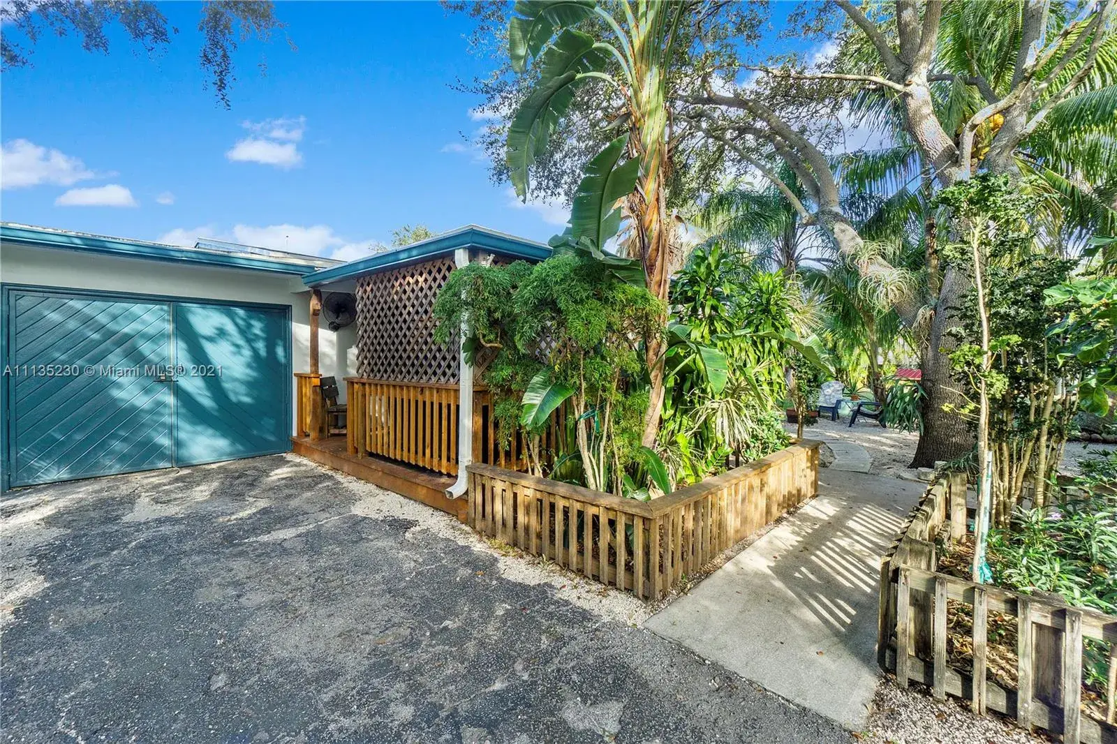 110 SW 5th St, Hallandale Beach FL 33009