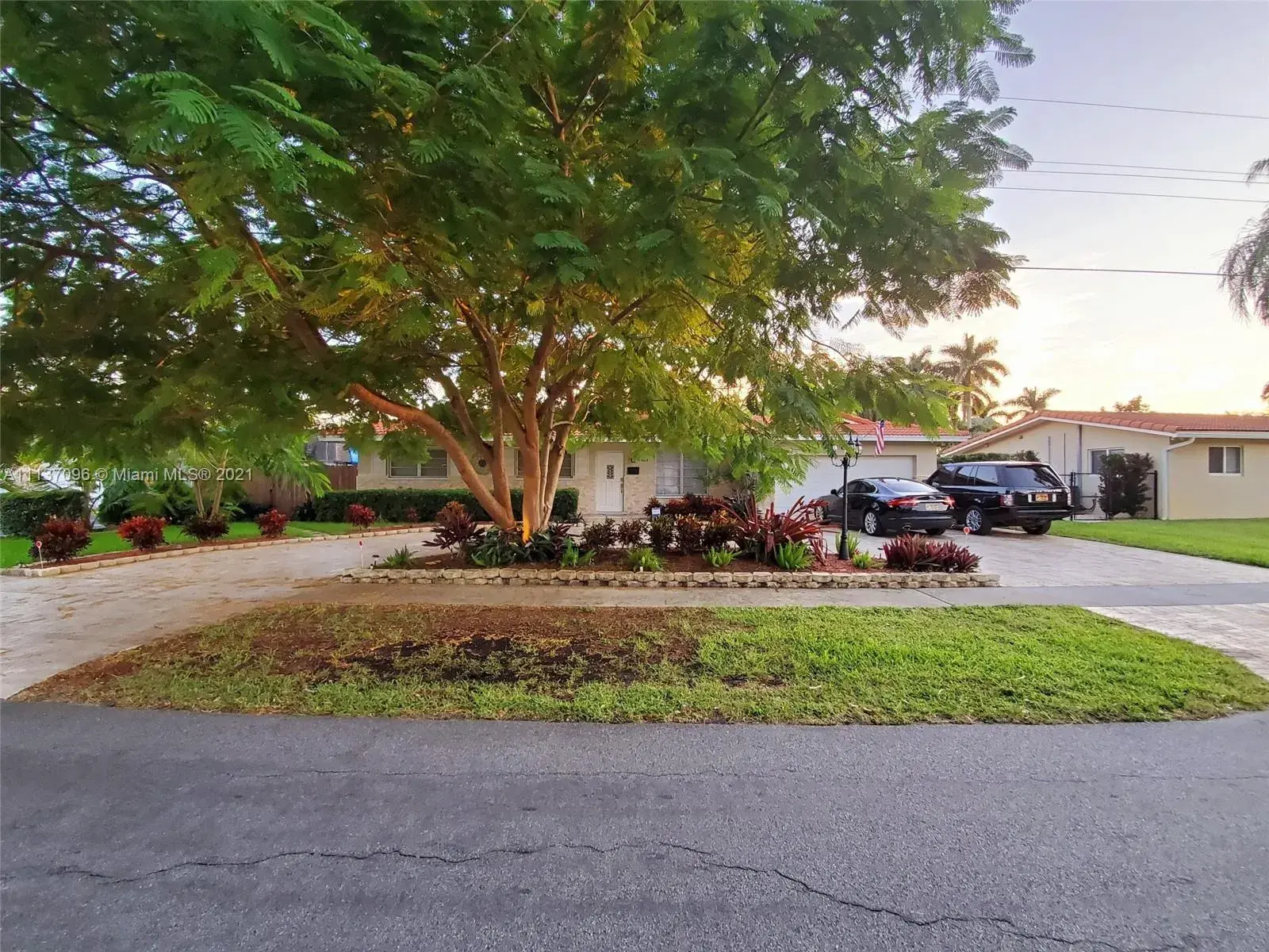 6020 SW 13th St, Plantation FL 33317