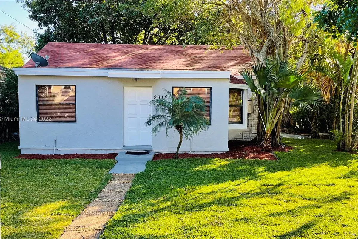 2314 Liberty St, Hollywood FL 33020