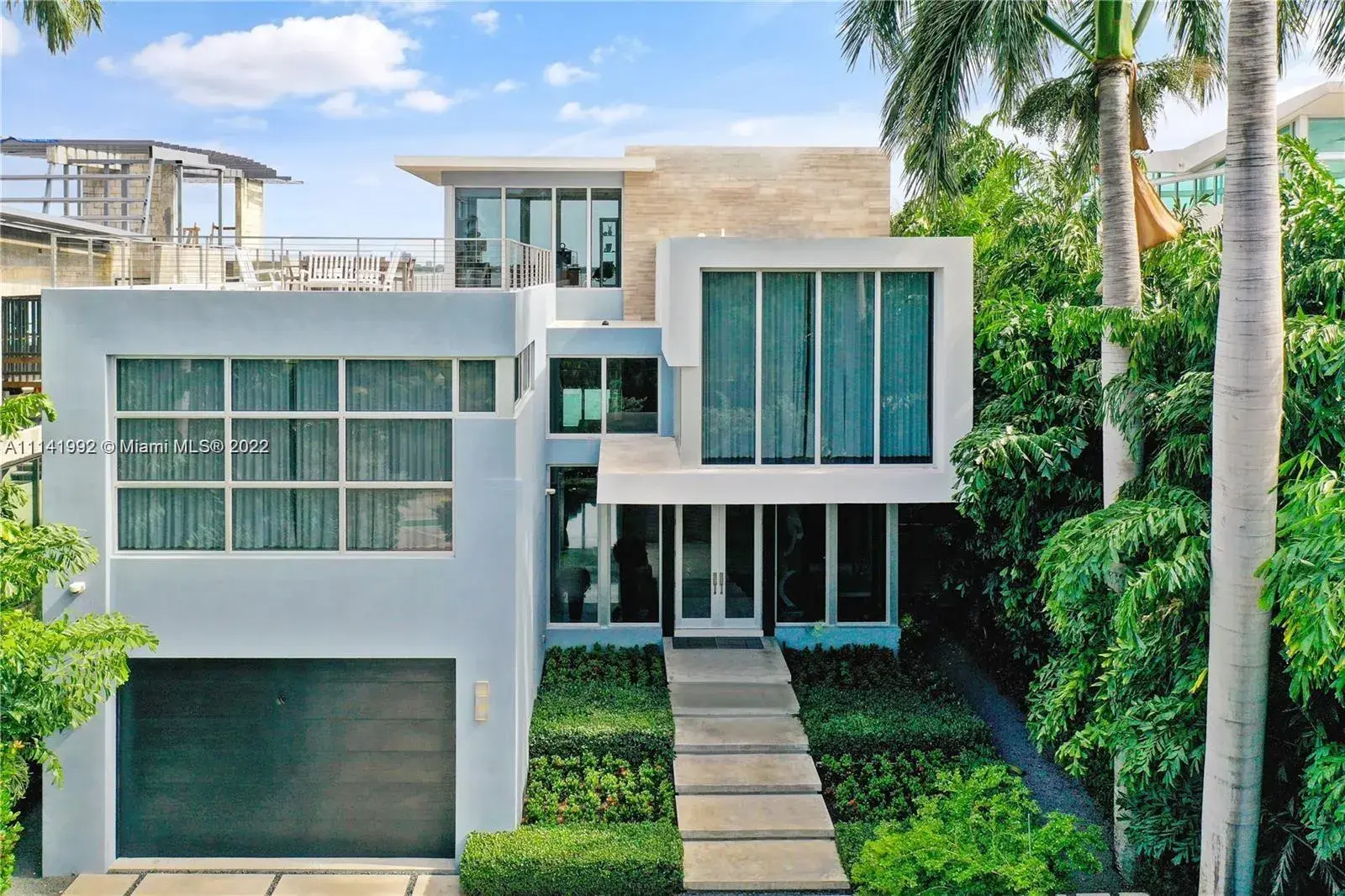 1379 N Venetian Way, Miami FL 33139