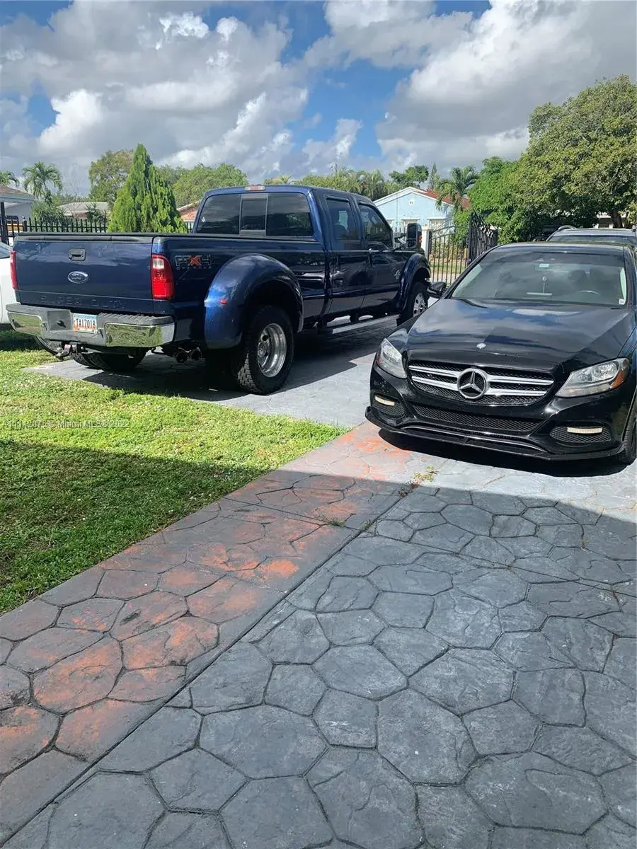 2218 Harding St, Hollywood FL 33020