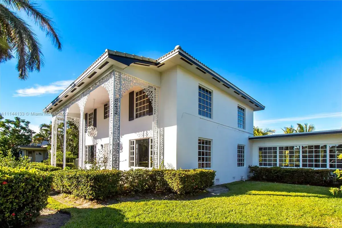 1319 Fillmore St, Hollywood FL 33019