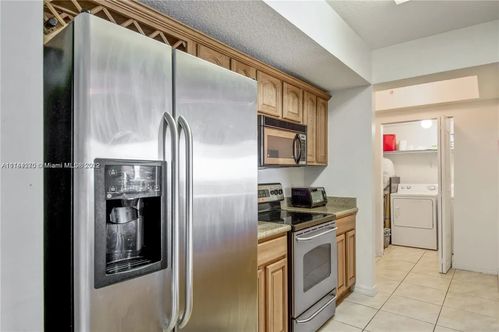 4242 NW 2nd St # 1415, Miami FL 33126