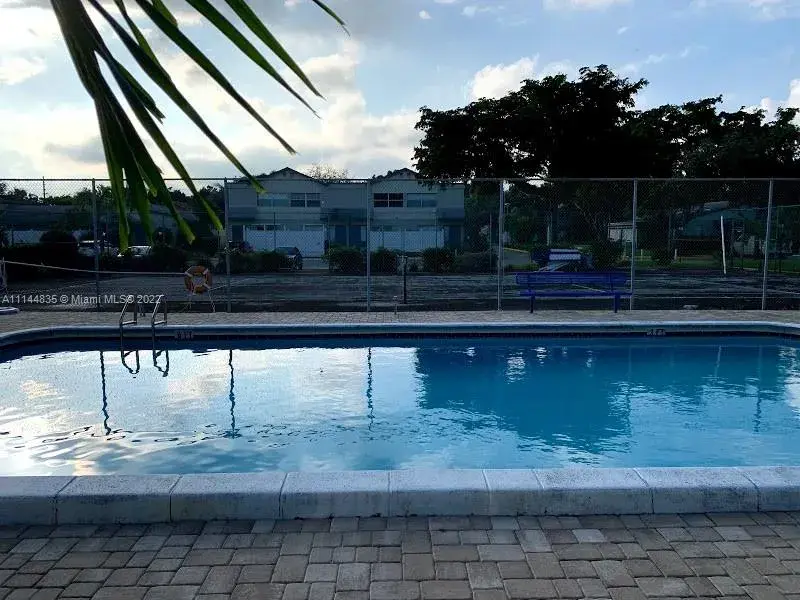 1 bedroom 1 bath Residential for sale at 3001 NW 4th Ter # 159, Pompano Beach FL 33064
