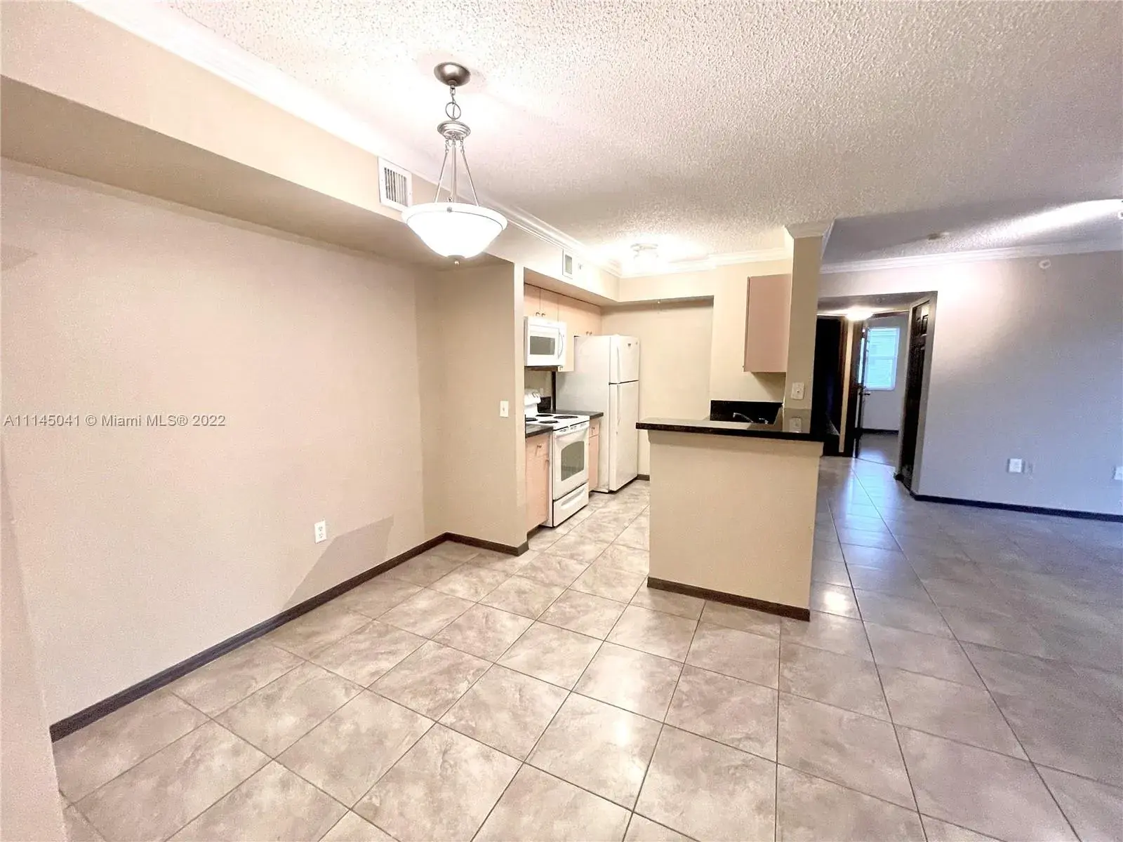 2457 Centergate Dr # 207, Miramar FL 33025