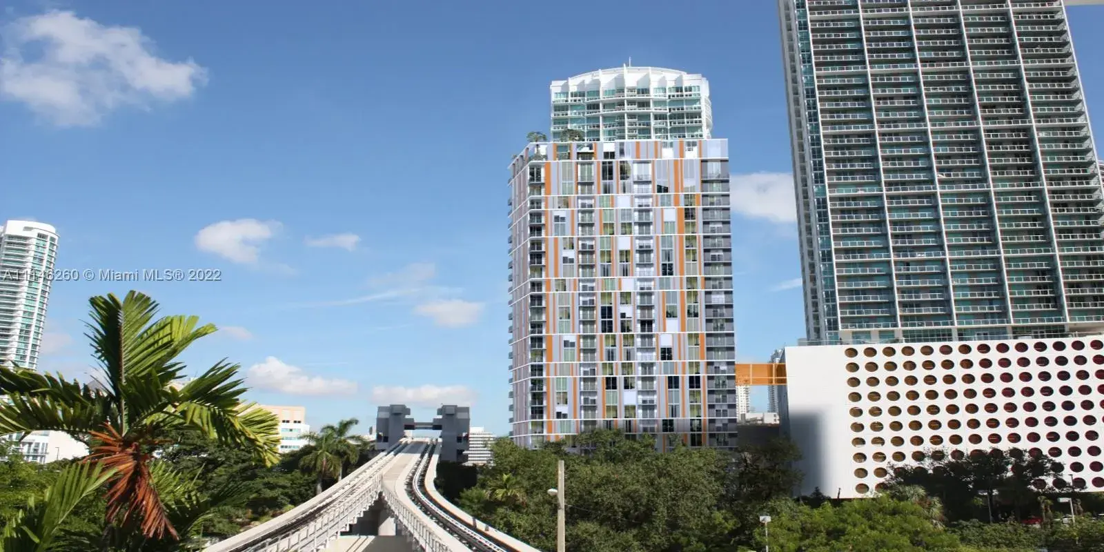 2 bedroom 2 bath Residential Lease for rent at 31 SE 6TH STREET # 1808, Miami FL 33131