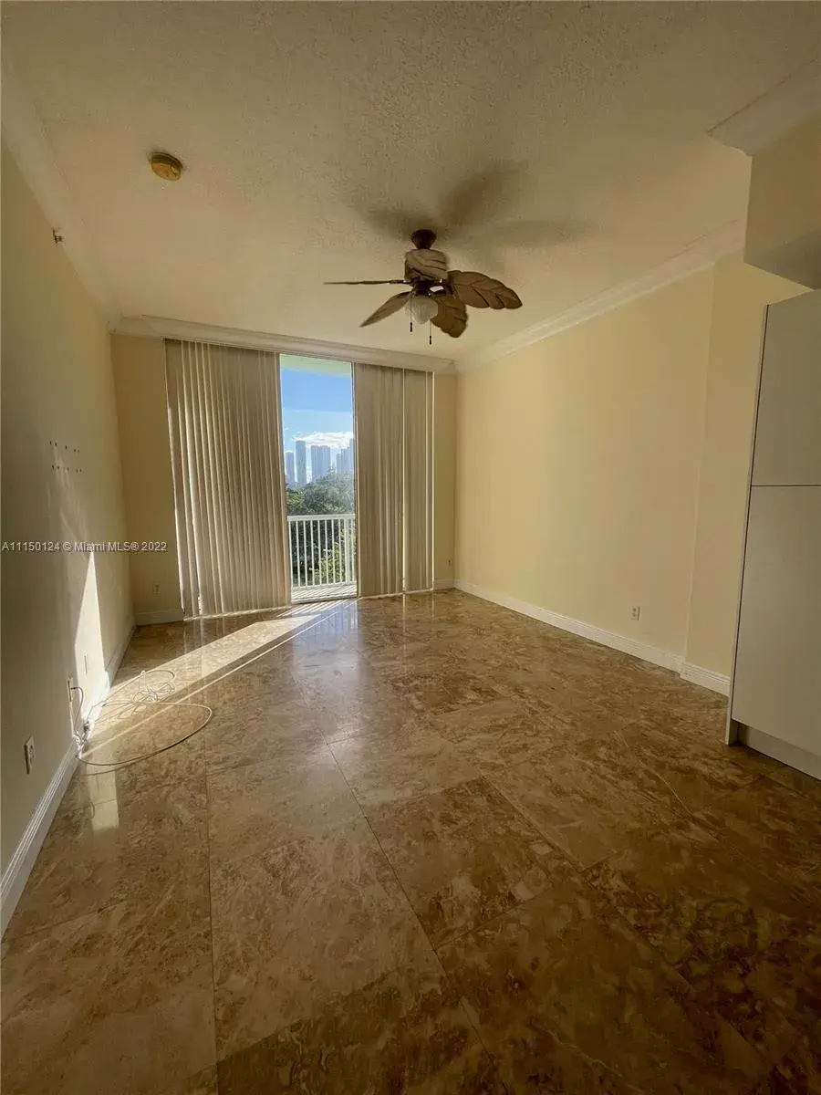 1350 NW 8th Ct # 4, Miami FL 33136