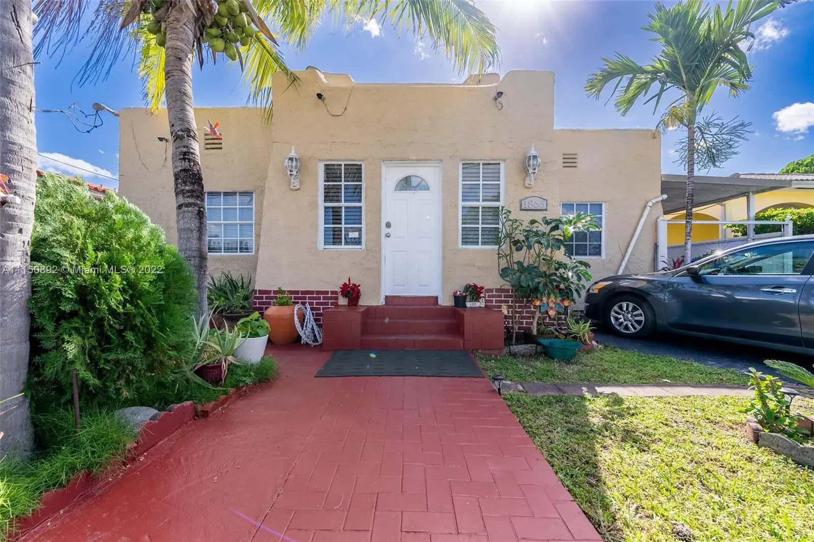1866 NW 4th St, Miami FL 33125