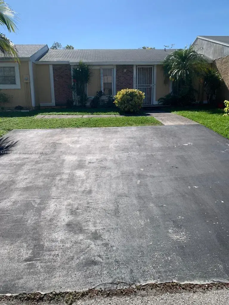 10358 SW 205th Ter # 10358, Cutler Bay FL 33189