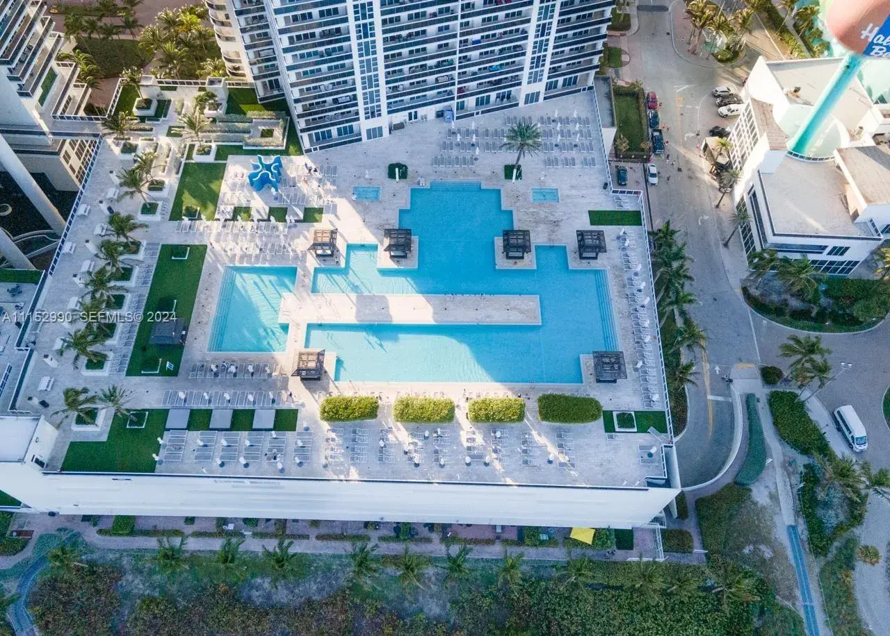 1830 OCEAN DR # 4710, Hallandale Beach FL 33009