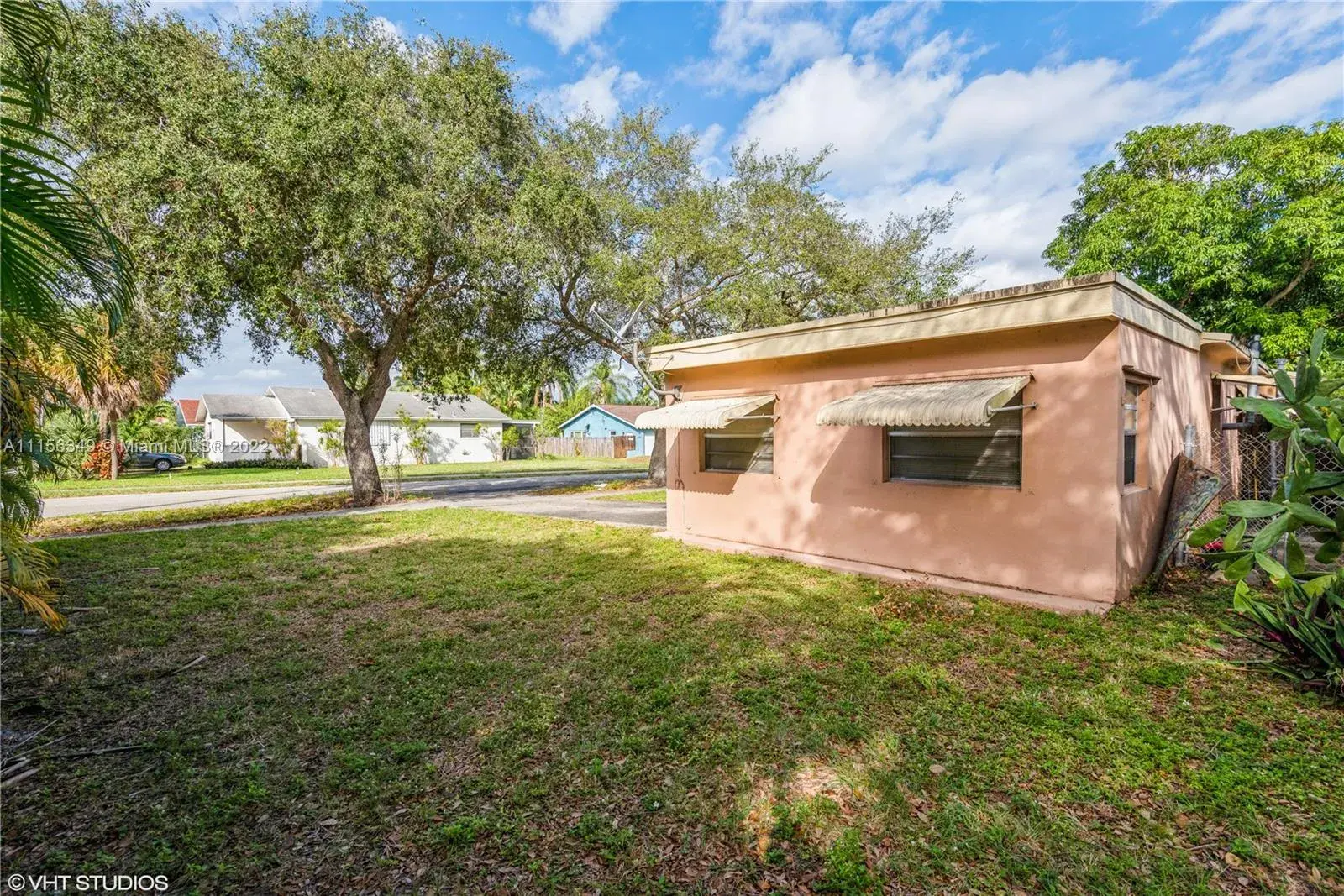 Residential Income for sale at 2001 N 26th Ave, Hollywood FL 33020