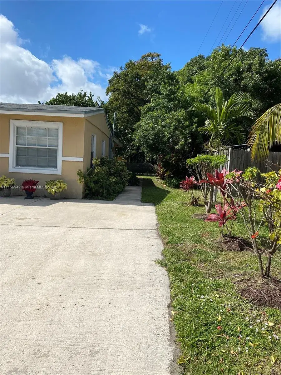 1624 S 23rd Ave, Hollywood FL 33020