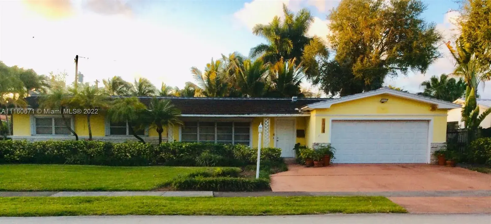 9 bedroom 7 bath Residential Lease for rent at 1960 NE 197th Ter, Miami FL 33179