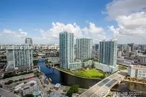 68 SE 6th St # 2010, Miami FL 33131