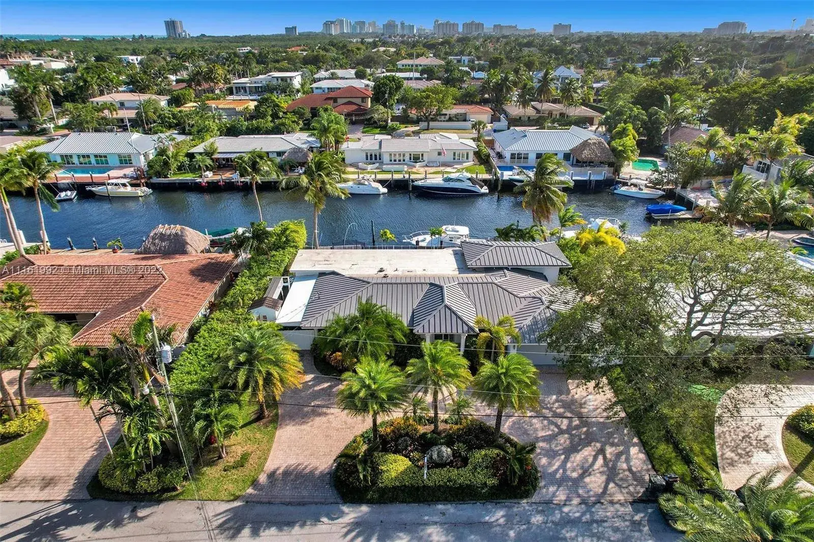 4 bedroom 3 bath Residential for sale at 2816 NE 24th Pl, Fort Lauderdale FL 33305