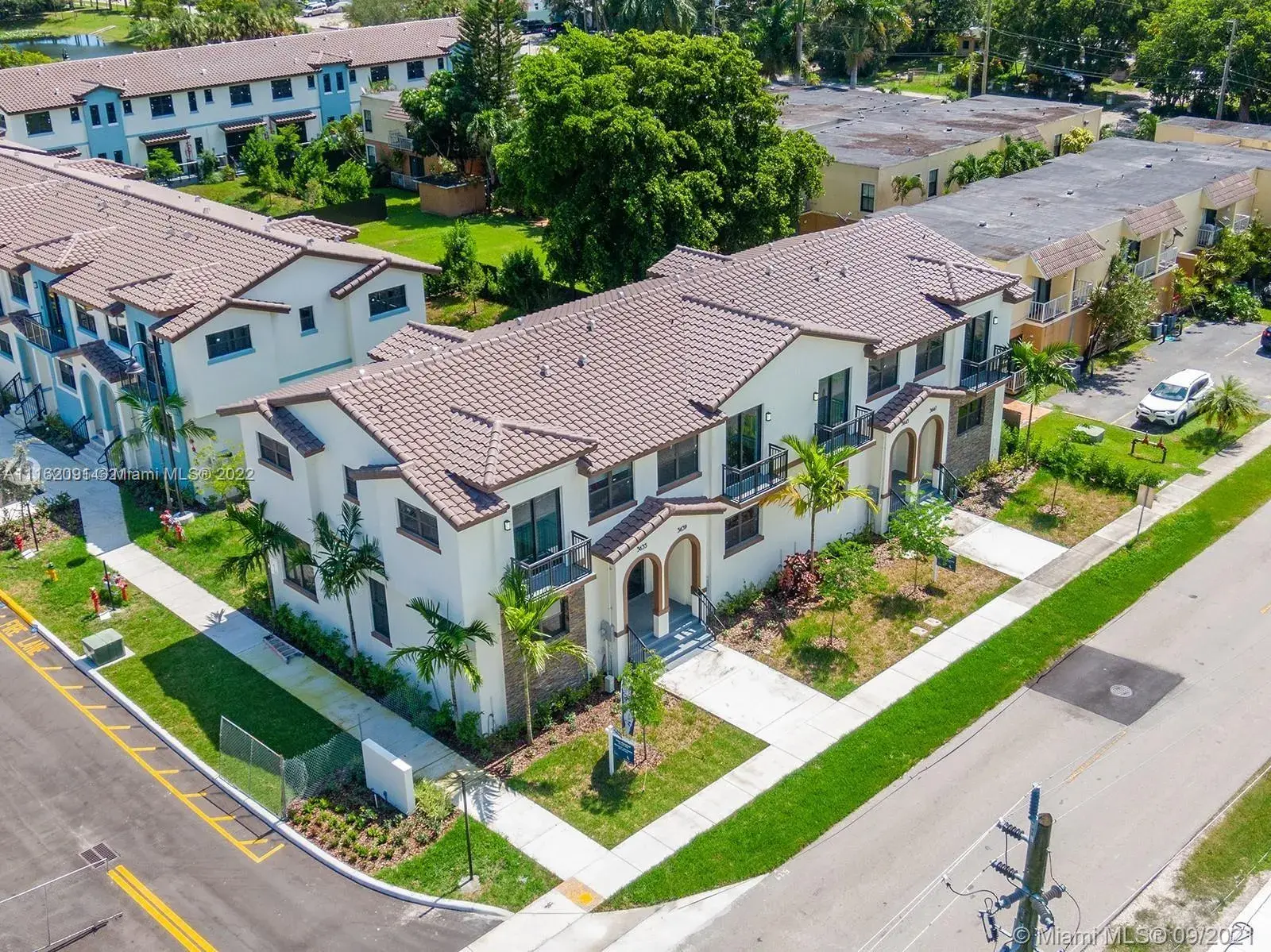 3 bedroom 2 bath Residential for sale at 6159 SW 36th Ct, Miramar FL 33023