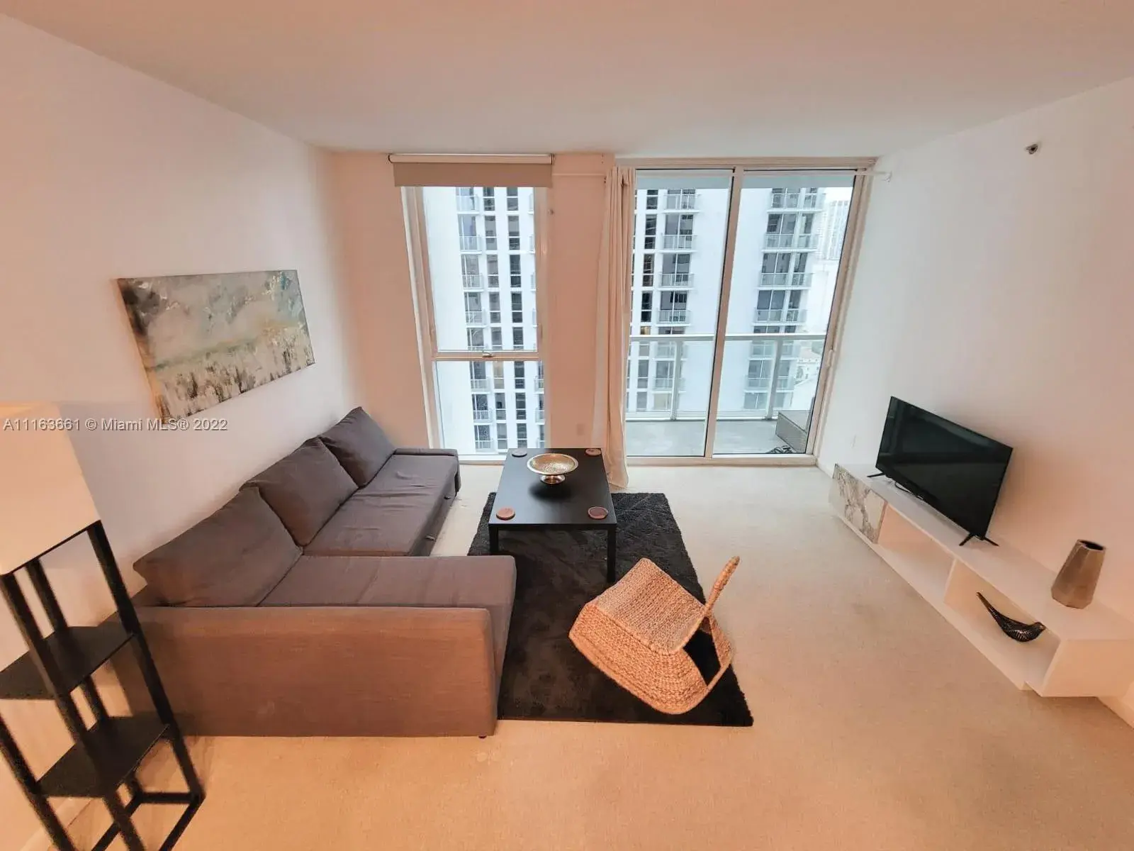 1 bedroom 1 bath Residential for sale at 253 NE 2nd St # 2606, Miami FL 33132
