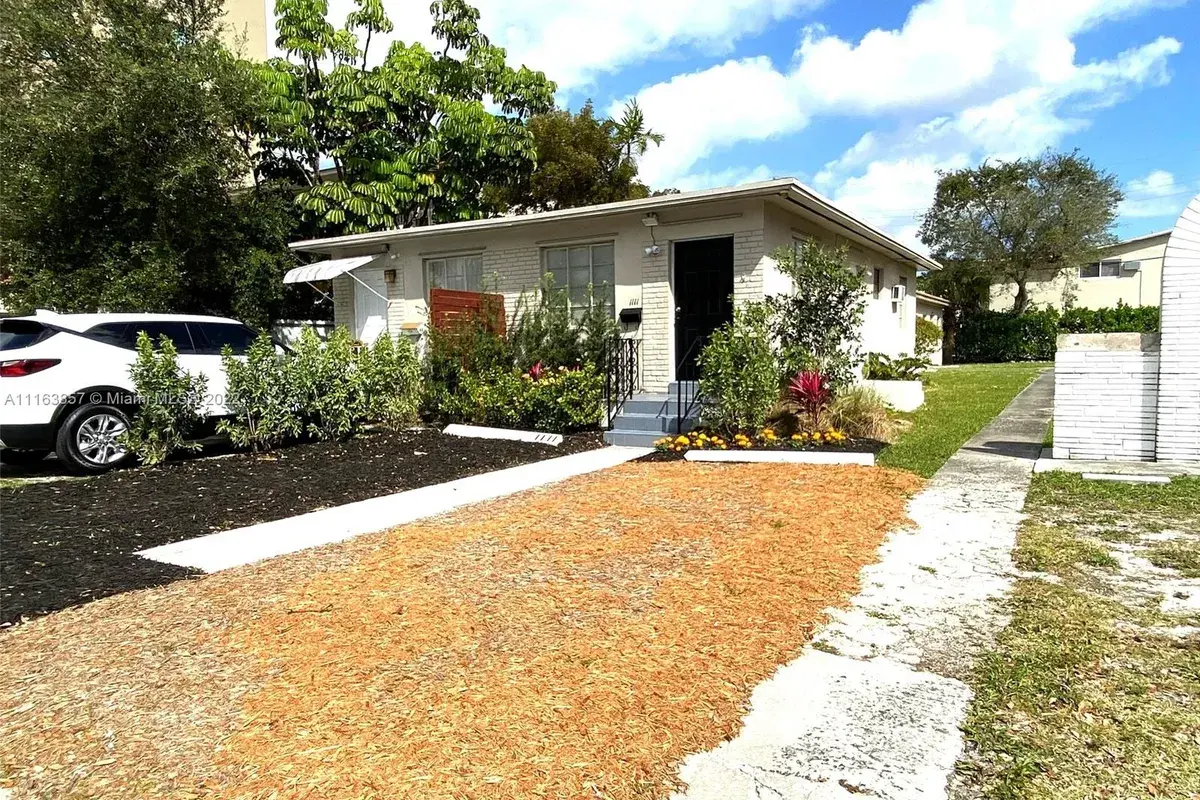 1109 SW 37th Ave, Miami FL 33135