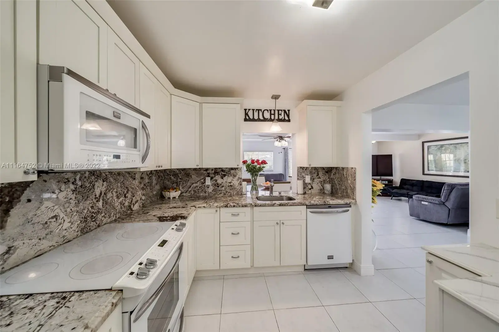 2219 N 35th Ave, Hollywood FL 33021