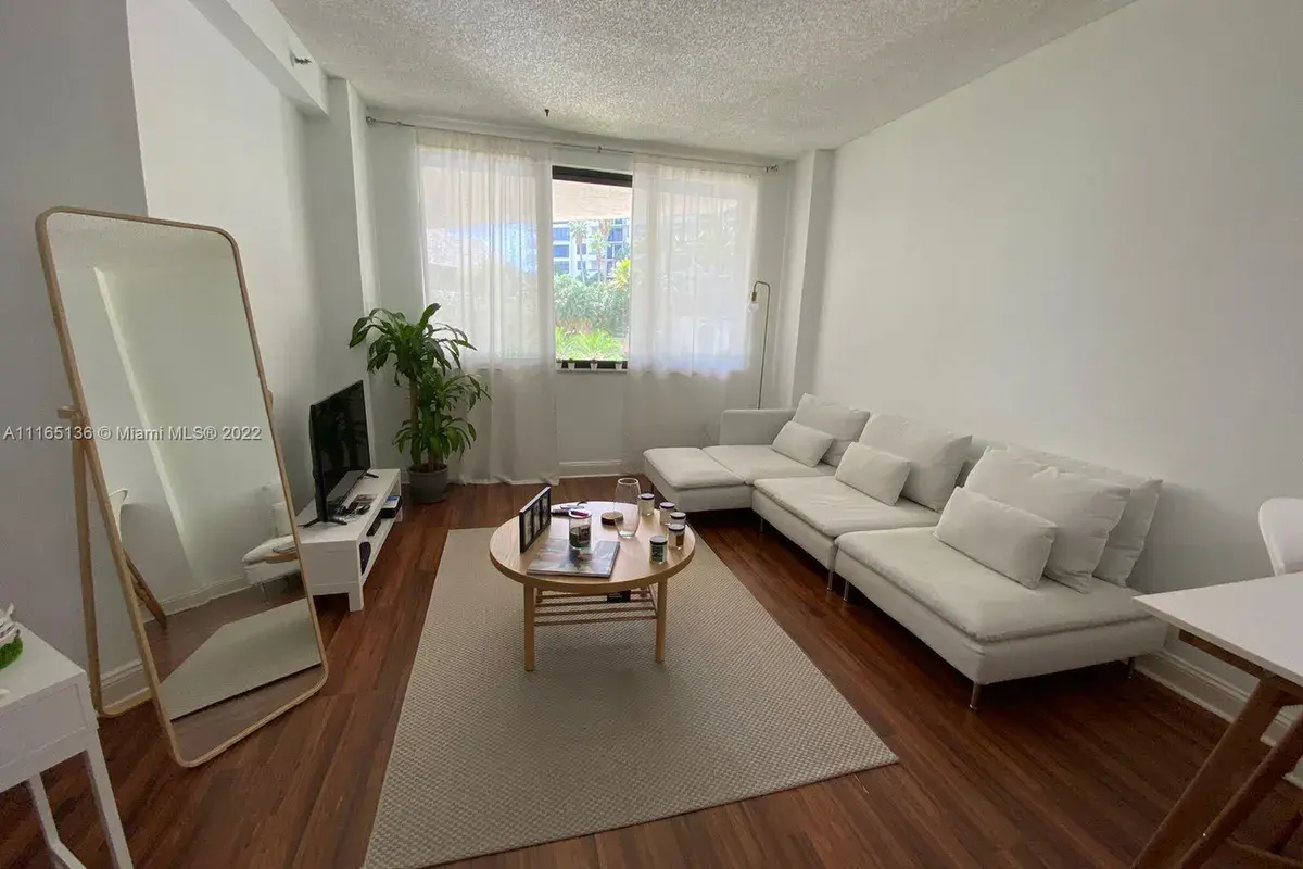 540 Brickell Key Dr # 311, Miami FL 33131