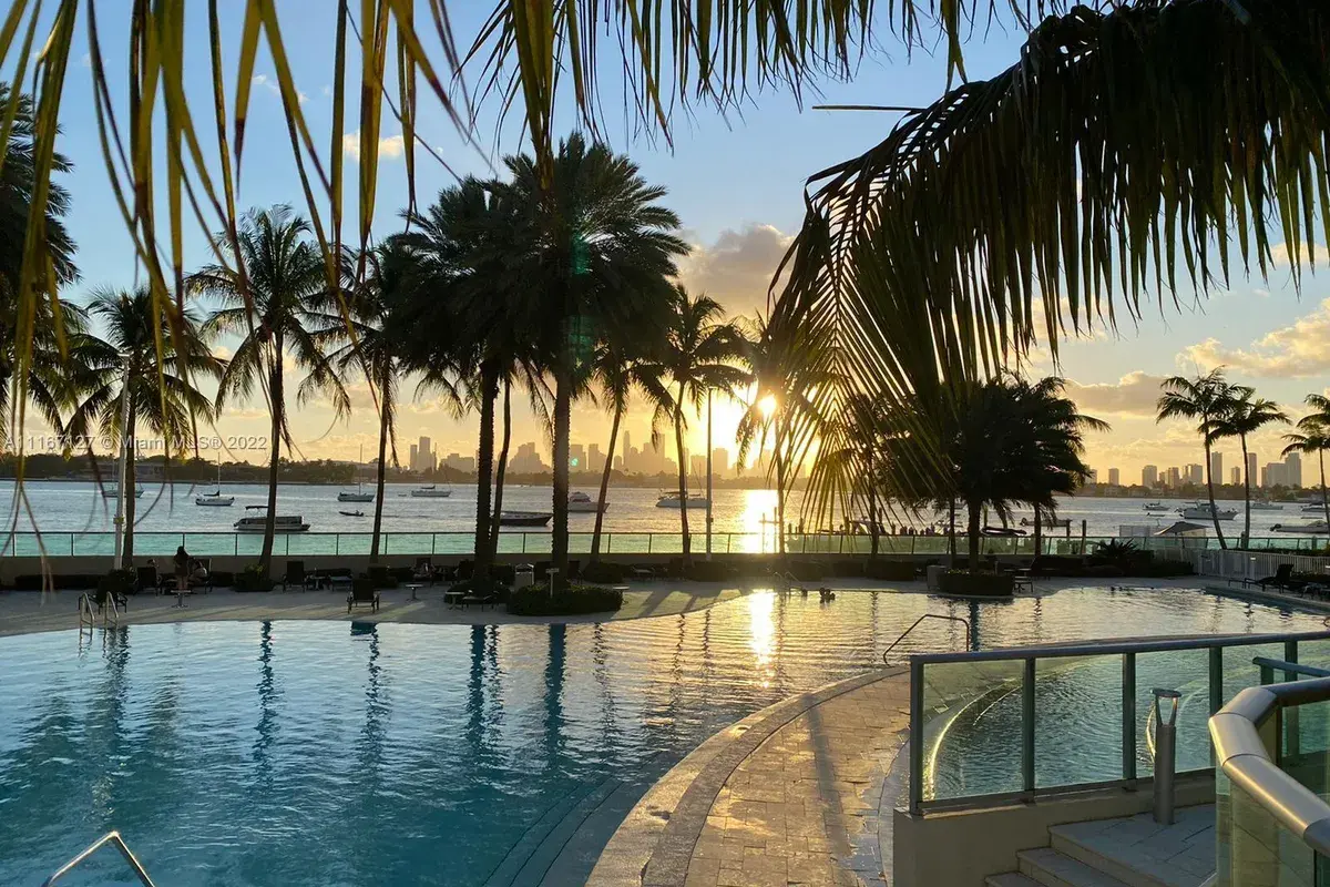 1500 Bay Rd # 1476, Miami Beach FL 33139