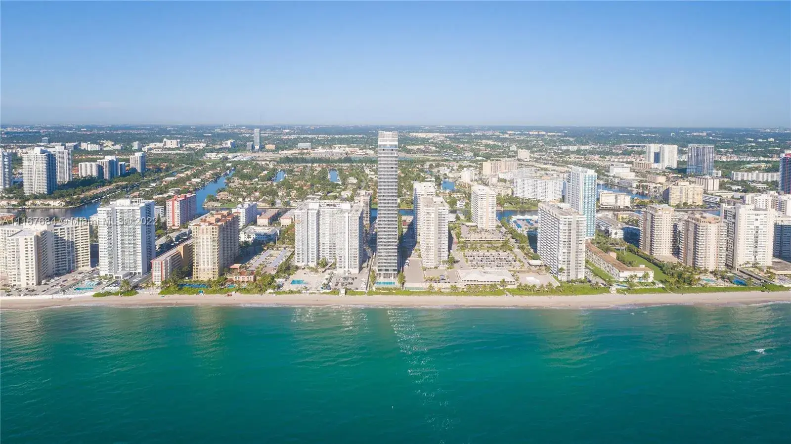 2000 S Ocean Dr, Hallandale Beach FL 33009