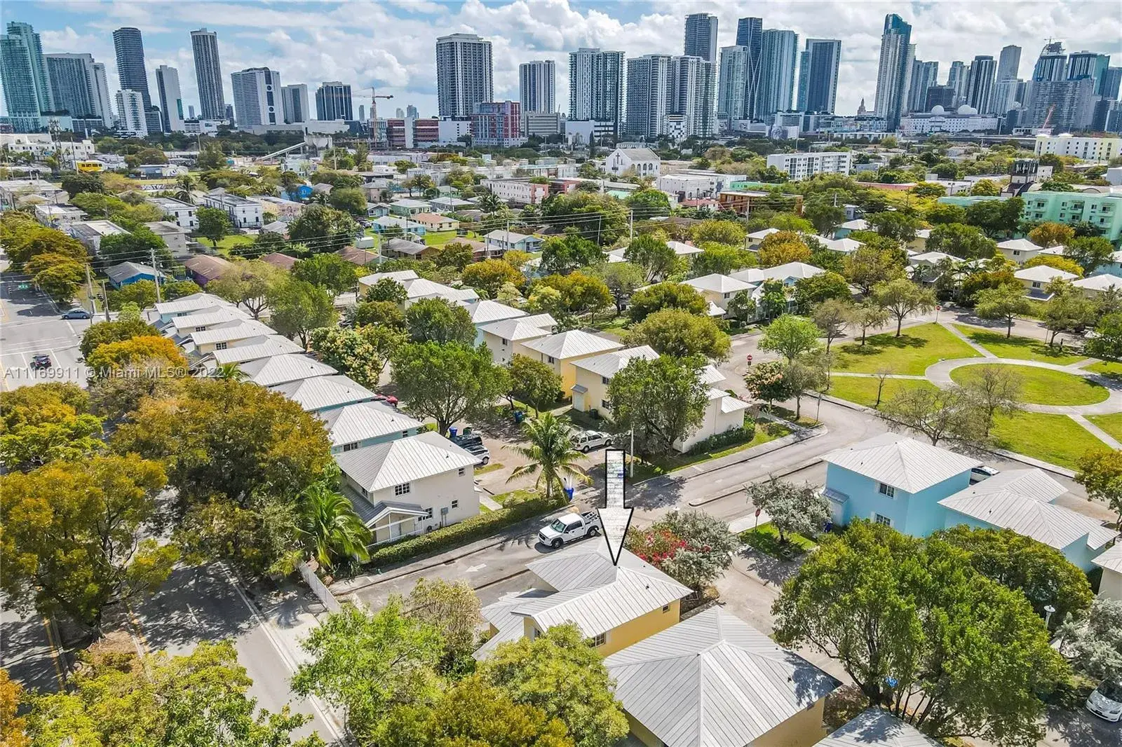 3 bedroom 2 bath Residential for sale at 380 NW 20th St # 8, Miami FL 33127