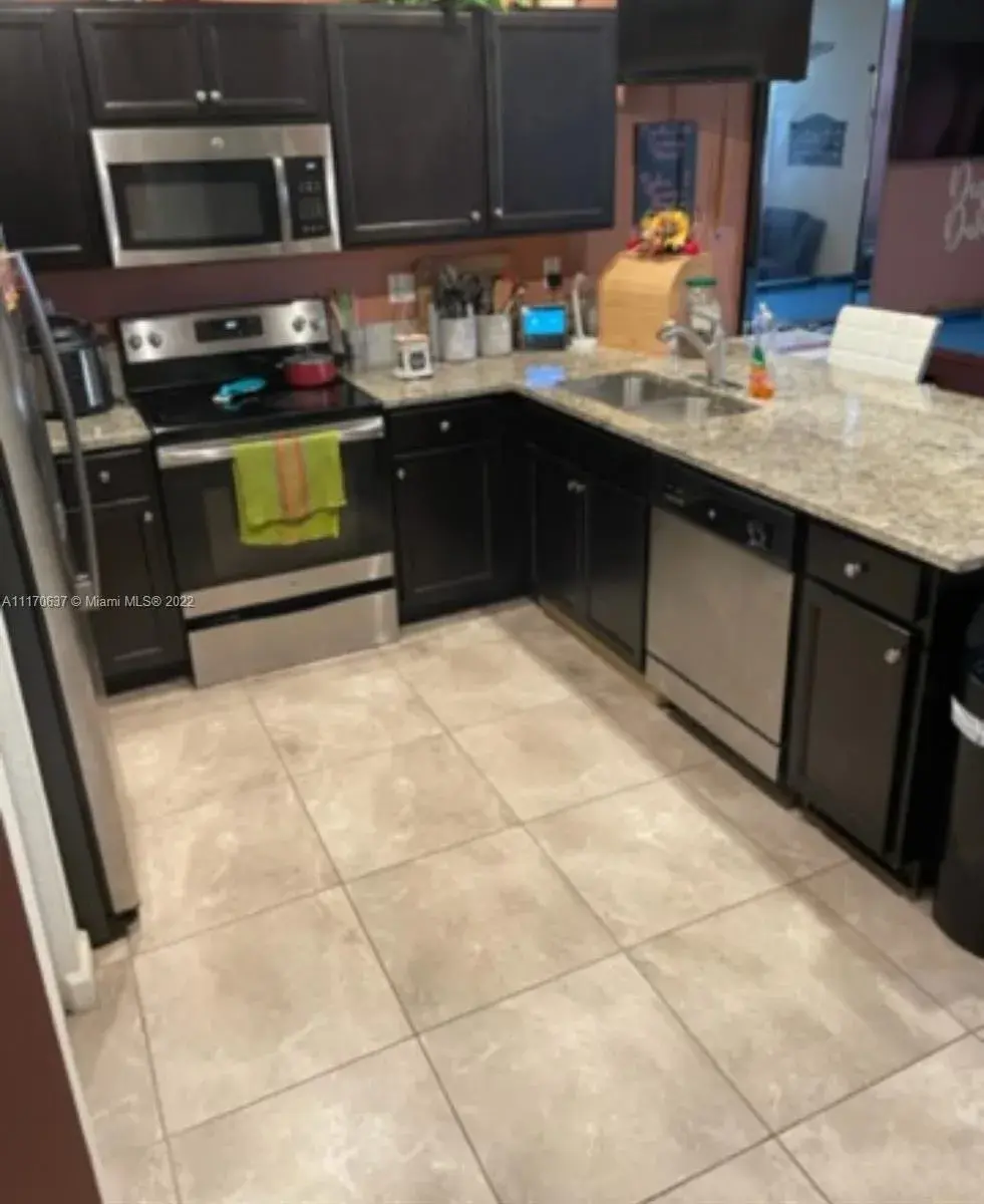 108 SE 34th Ter, Homestead FL 33033