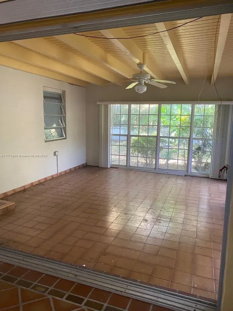 531 NE 55th Ter, Miami FL 33137