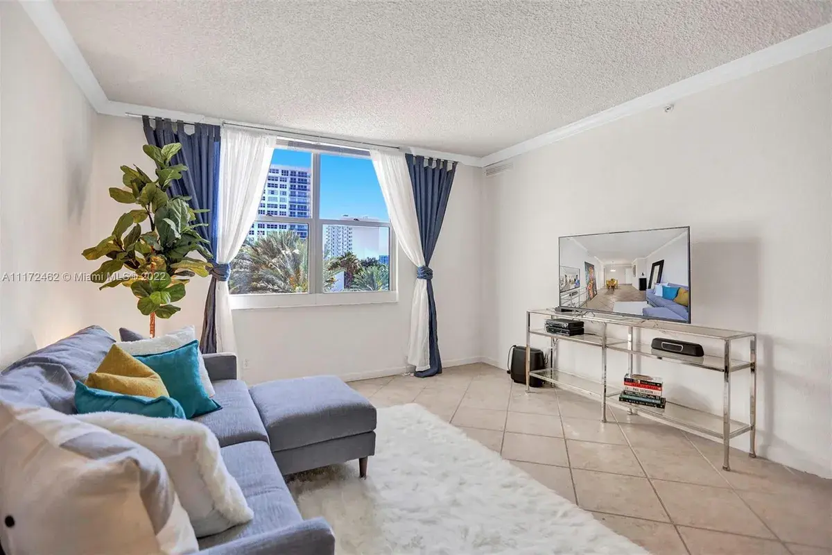 2501 S Ocean Dr # 433, Hollywood FL 33019