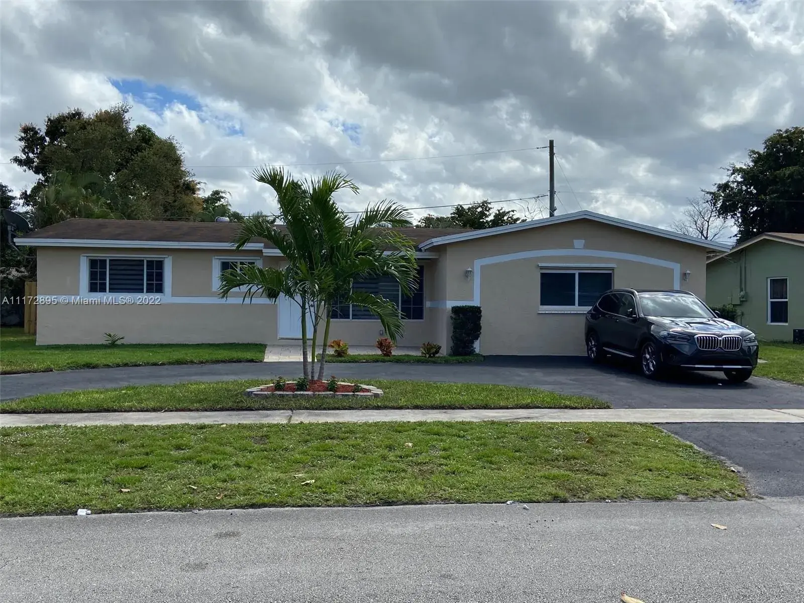 4840 NW 19th Ct, Lauderhill FL 33313