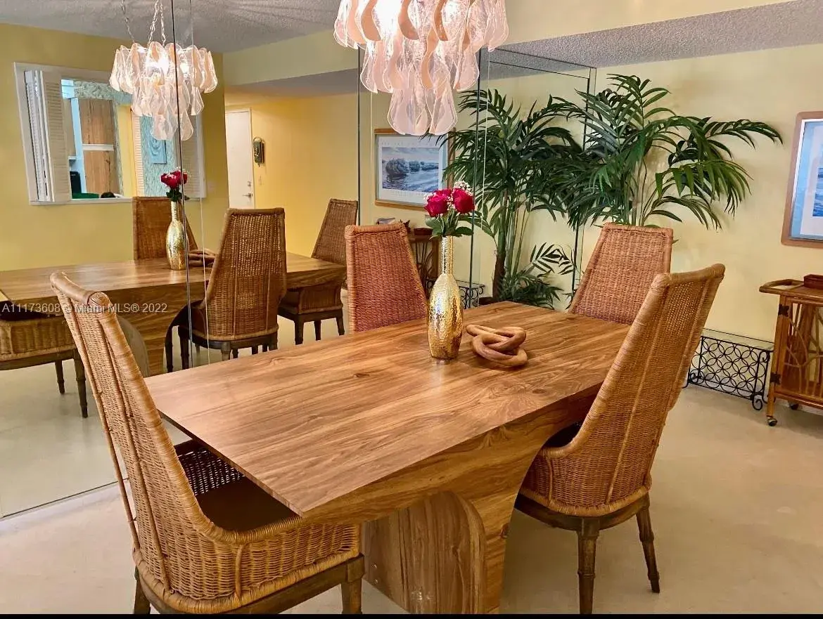 2301 S Ocean Dr # 207, Hollywood FL 33019