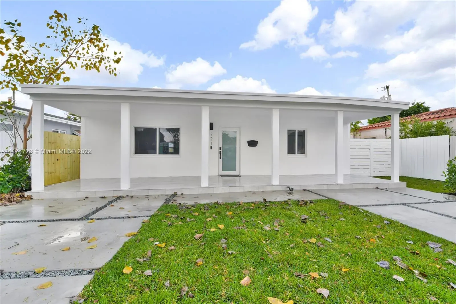 3 bedroom 2 bath Residential for sale at 721 Tamiami Blvd, Miami FL 33144