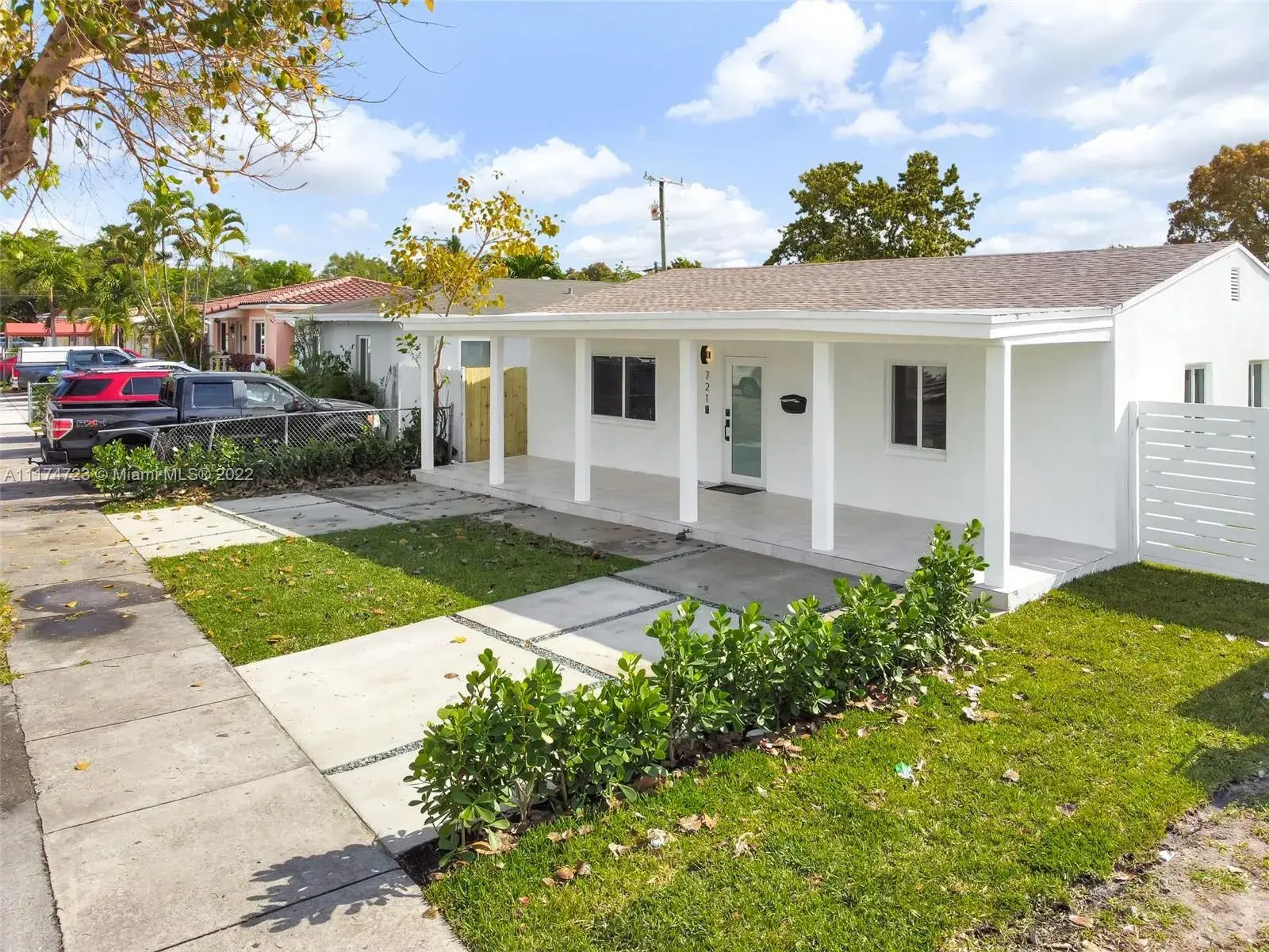 721 Tamiami Blvd, Miami FL 33144