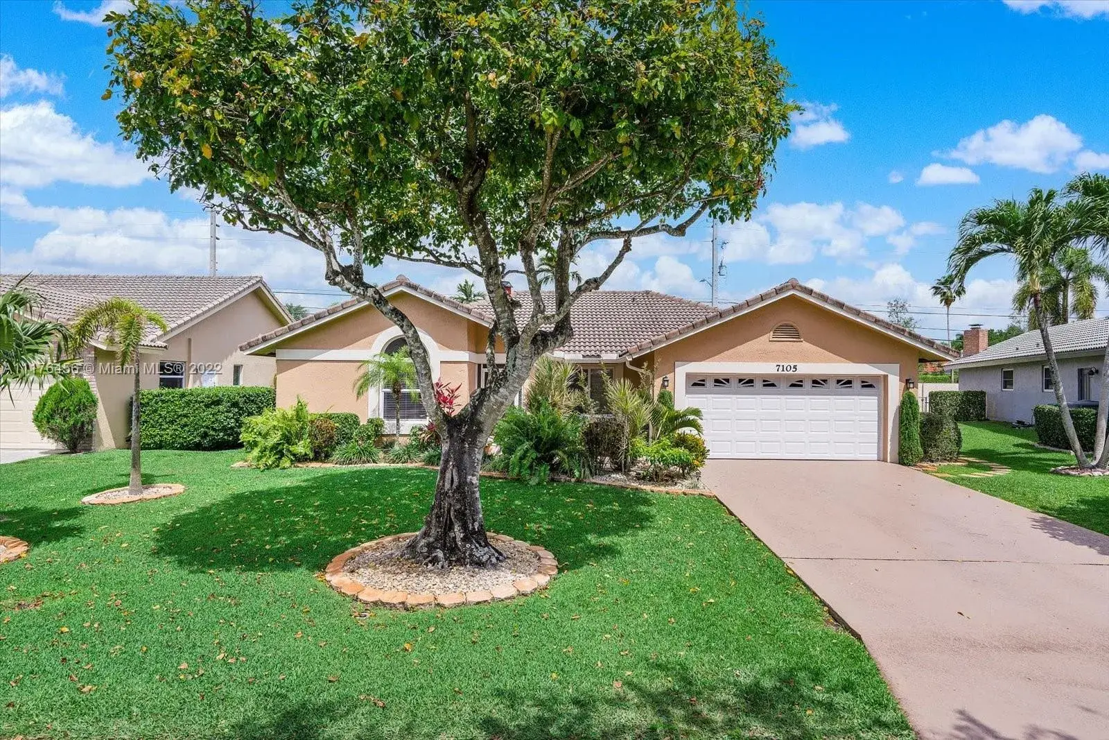 7105 NW 45th St, Coral Springs FL 33065
