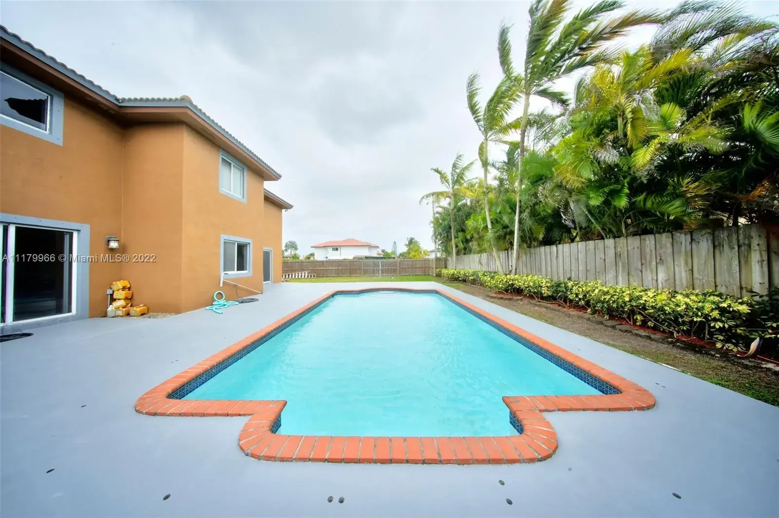 14206 SW 164th Ter, Miami FL 33177