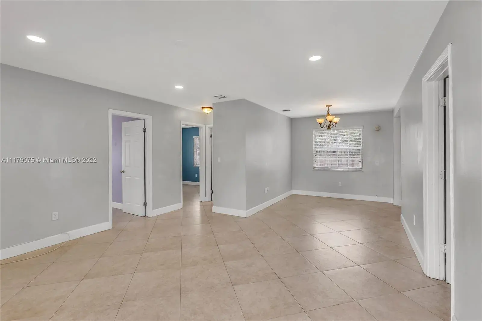 6460 Mcclellan St, Hollywood FL 33024