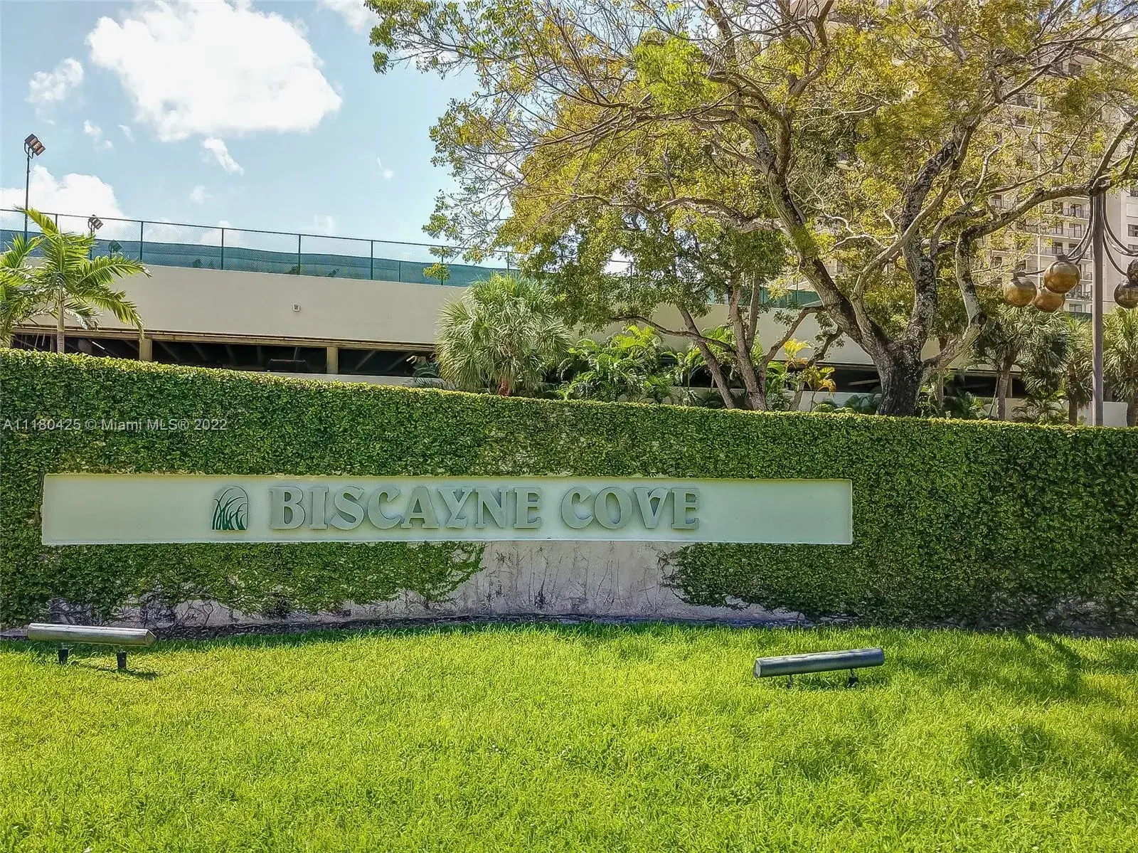 3 bedroom 3 bath Residential for sale at 18181 NE 31st Ct # 1108, Aventura FL 33160