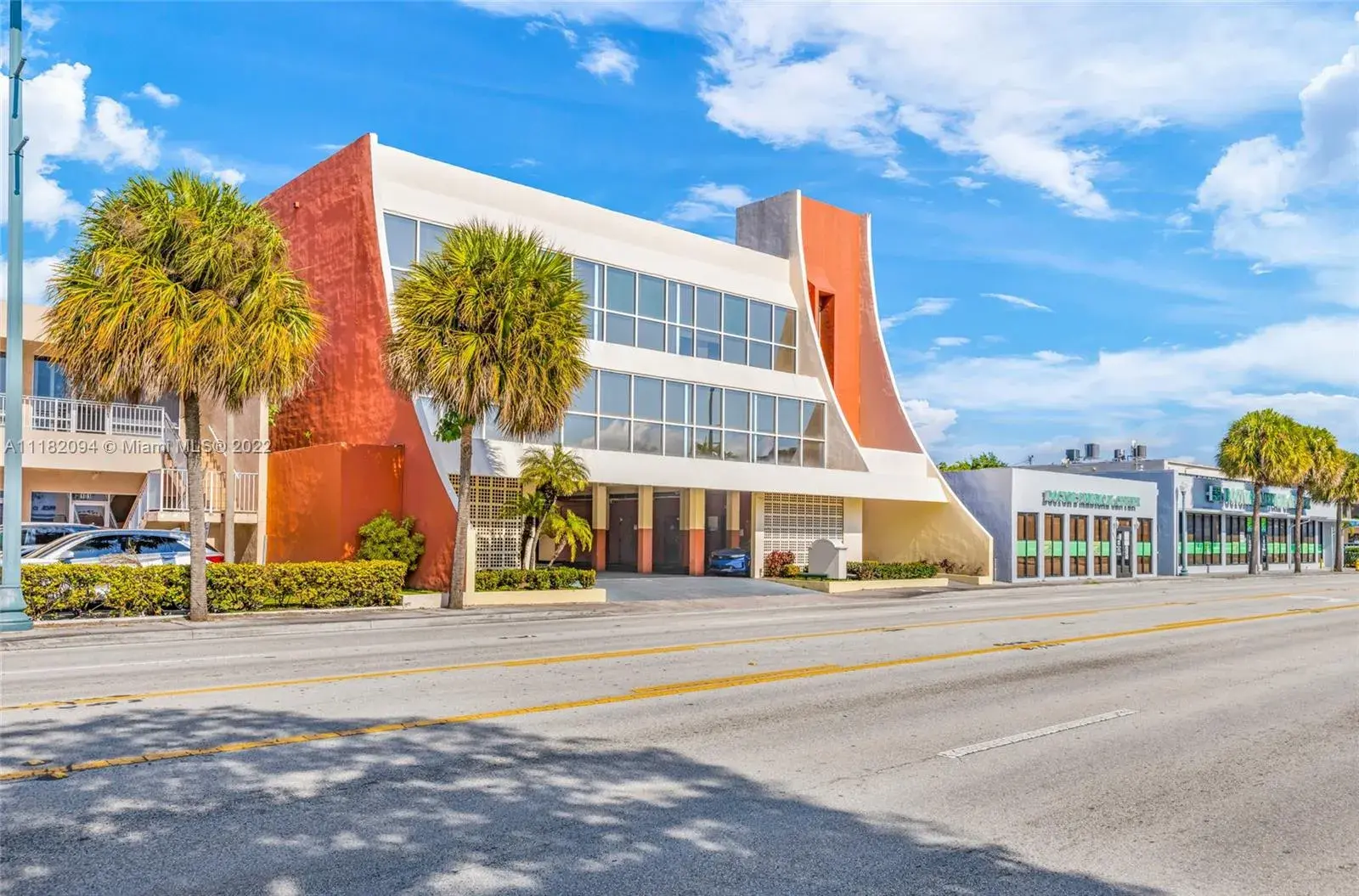 5539 SW 8th St, Miami FL 33134