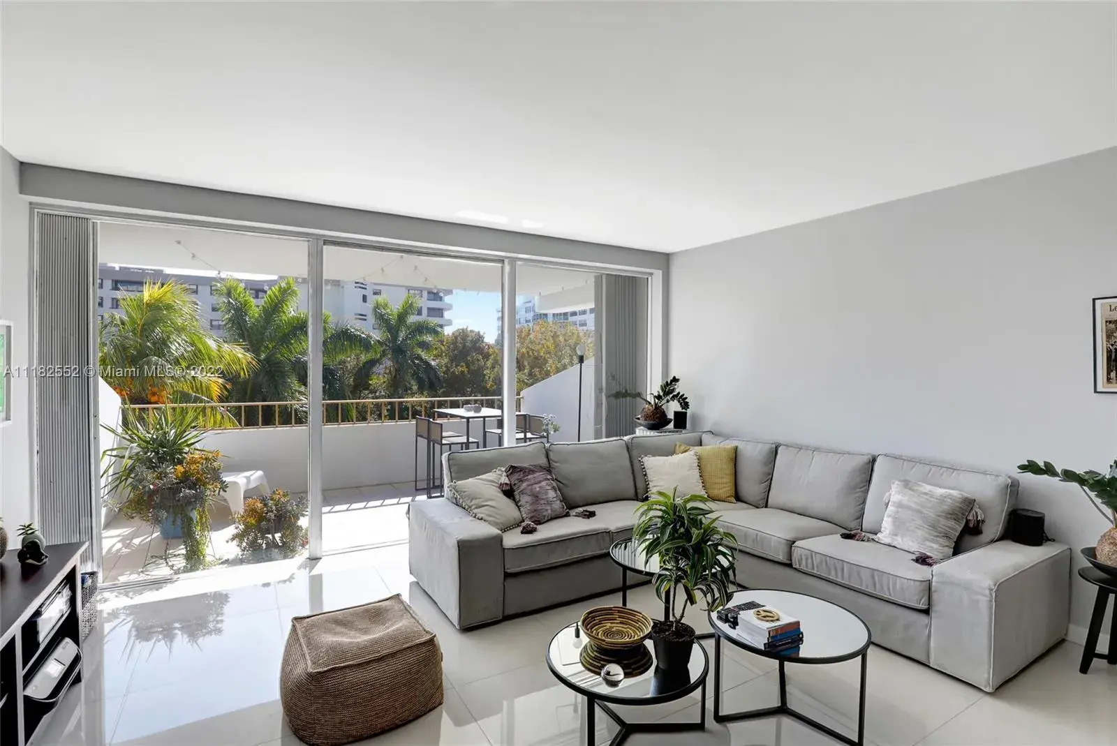 155 Ocean Lane Dr # 407, Key Biscayne FL 33149