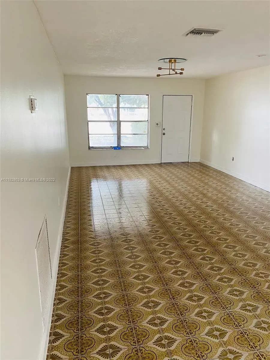 1120 NE 167th St, North Miami Beach FL 33162