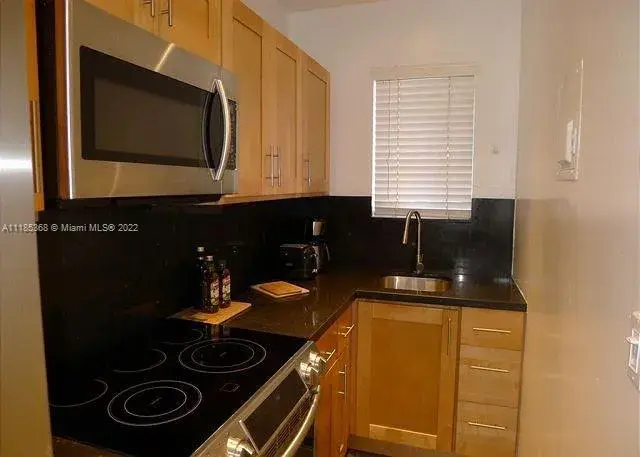 3400 N Surf Rd # 4, Hollywood FL 33019