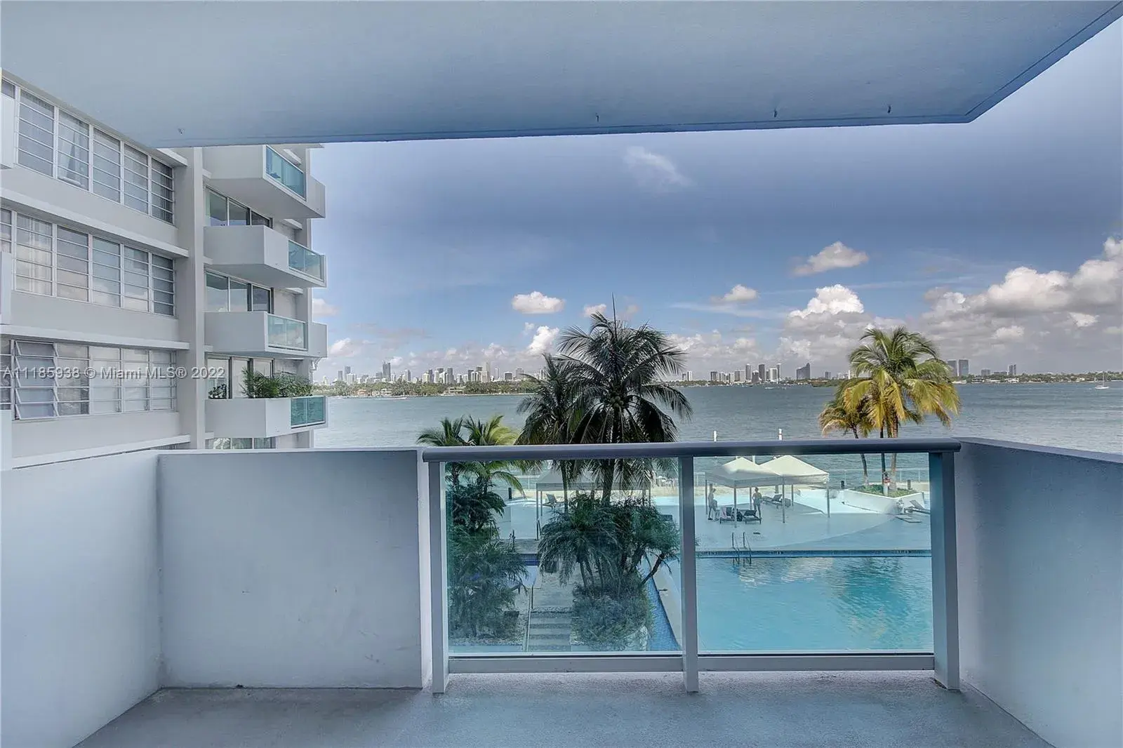 1 bath Residential for sale at 1000 West Ave # 319, Miami Beach FL 33139