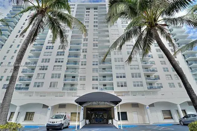 3015 N Ocean Blvd # 6A, Fort Lauderdale FL 33308