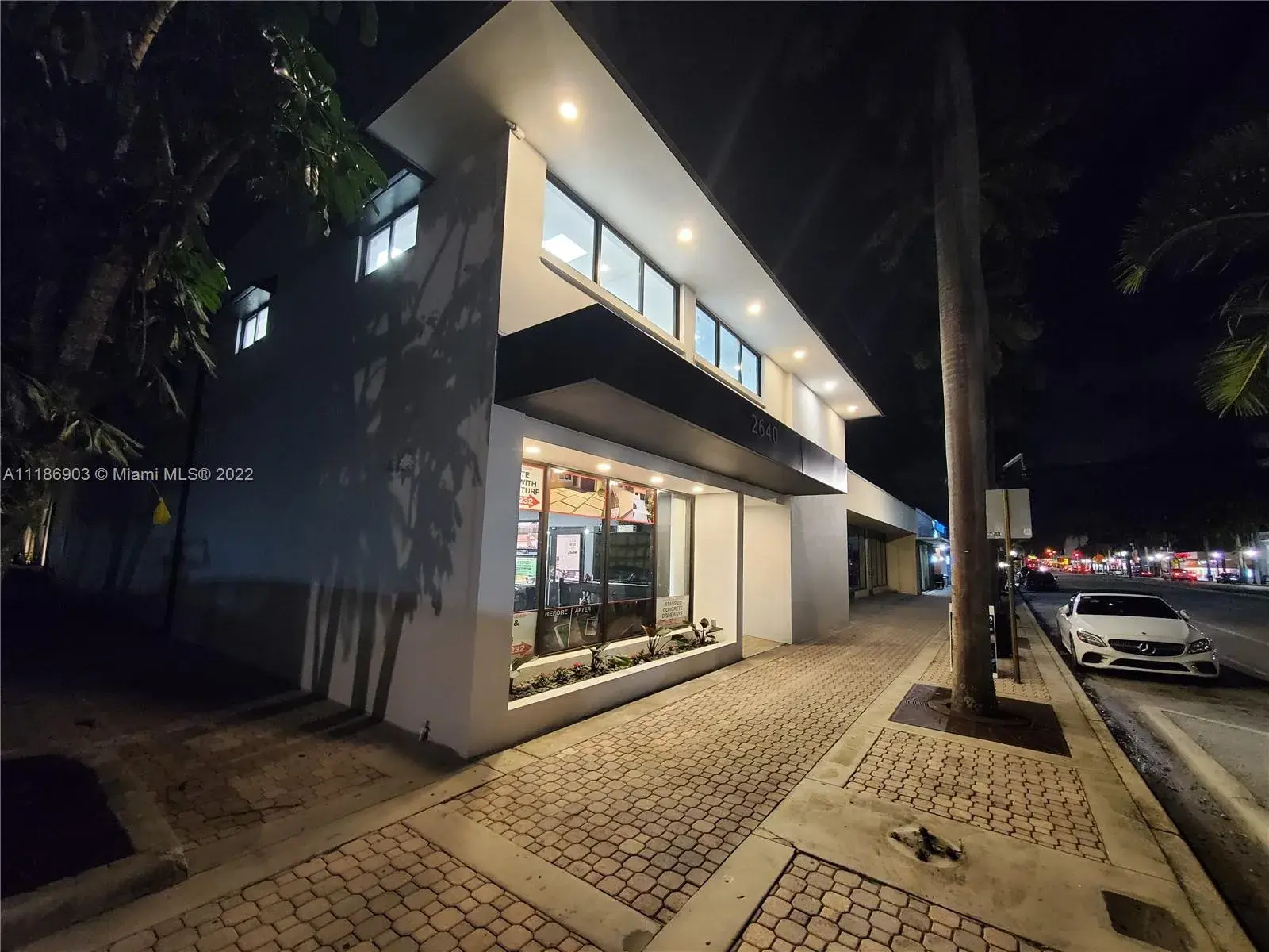 Commercial Sale for sale at 2640 Hollywood Blvd, Hollywood FL 33020