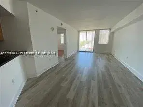 2 bedroom 1 bath Residential for sale at 140 S Dixie Hwy # 411, Hollywood FL 33020