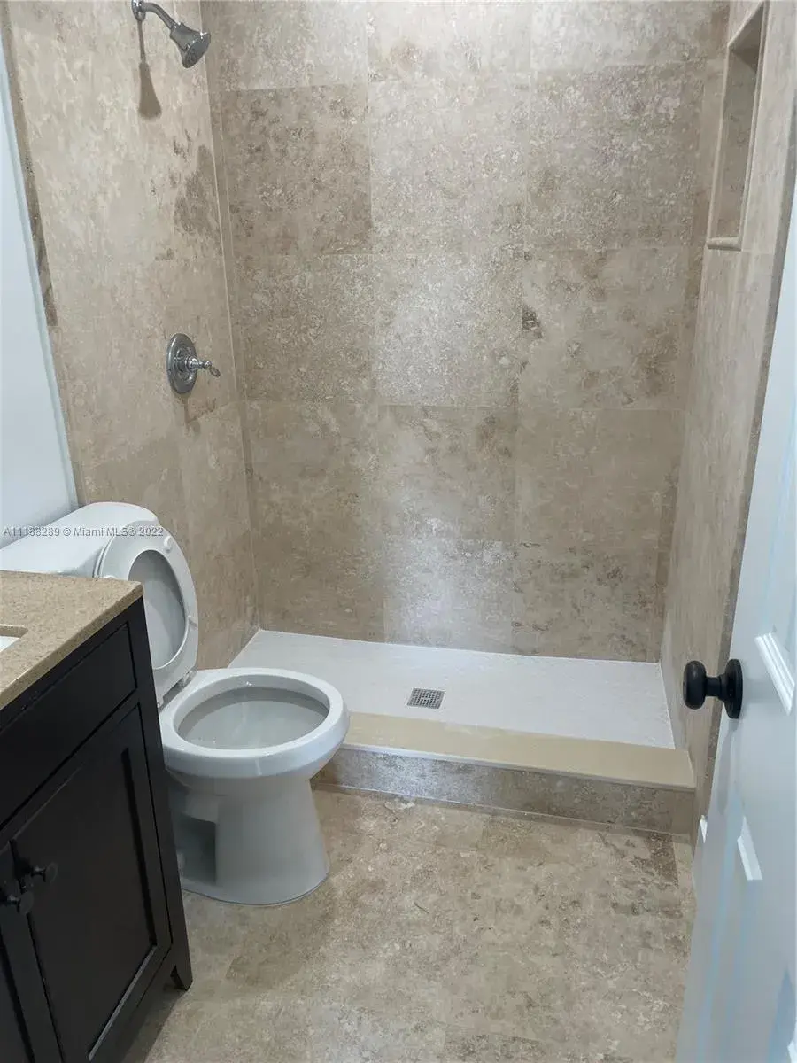 21459 NW 40th Cir Ct, Miami Gardens FL 33055