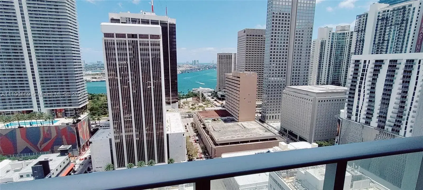 2 bedroom 1 bath Residential for sale at 151 SE 1st St # 2702, Miami FL 33131